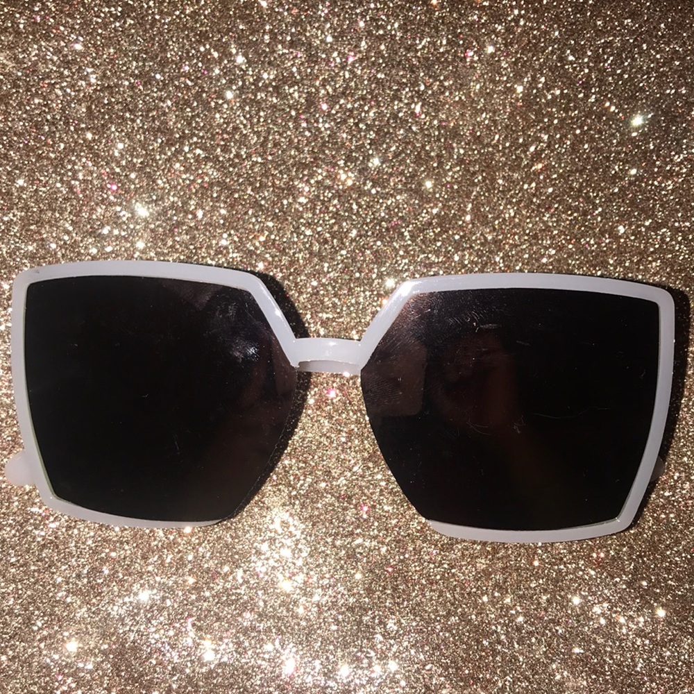 white shades 🍚✨